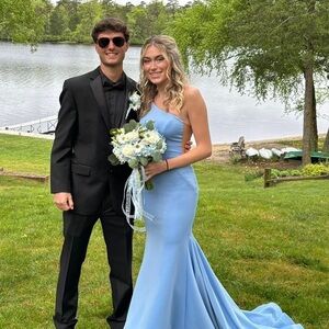 Elegant Light Blue Strapless Gown